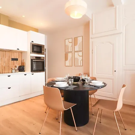 De Louise Apartment Lille