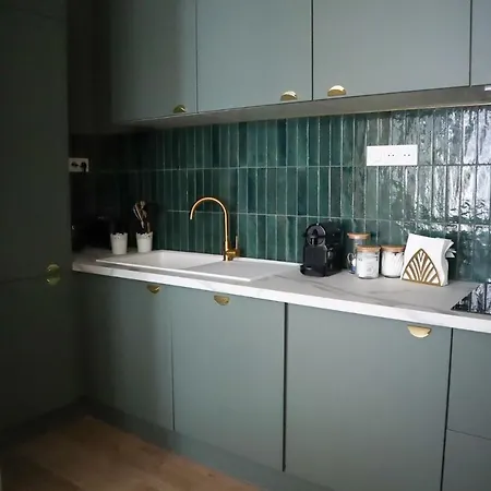 De Louise * Лилль